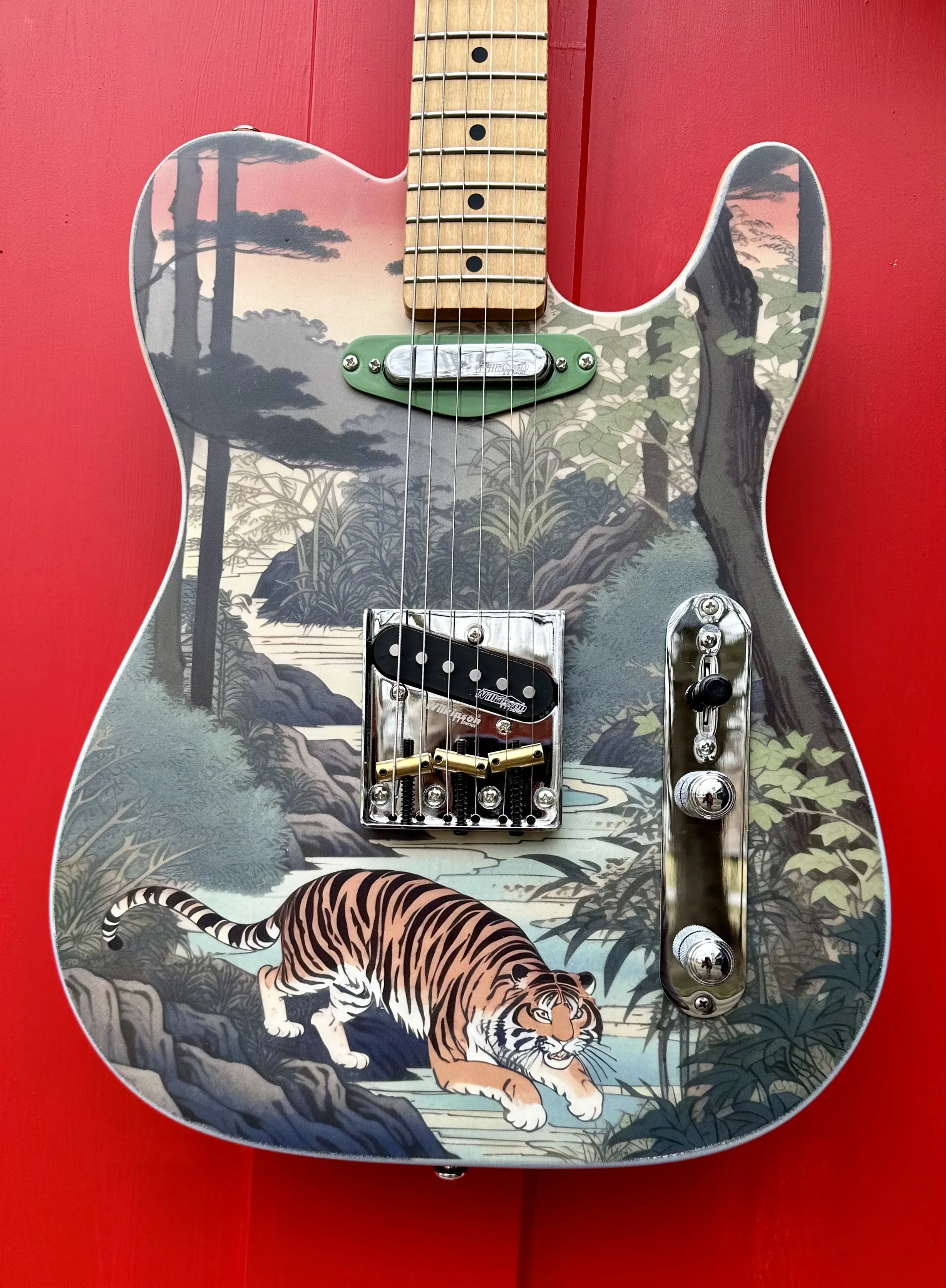 Tiger Asia painted guitar