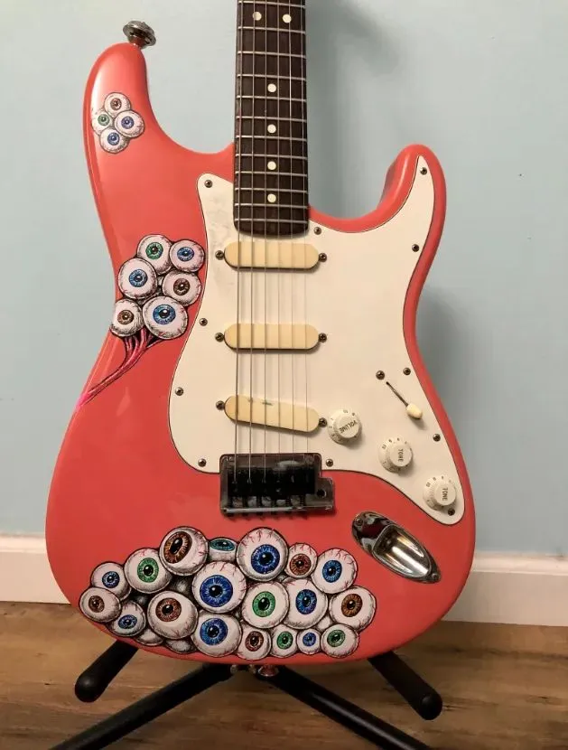 Eyes Strat painted guitar