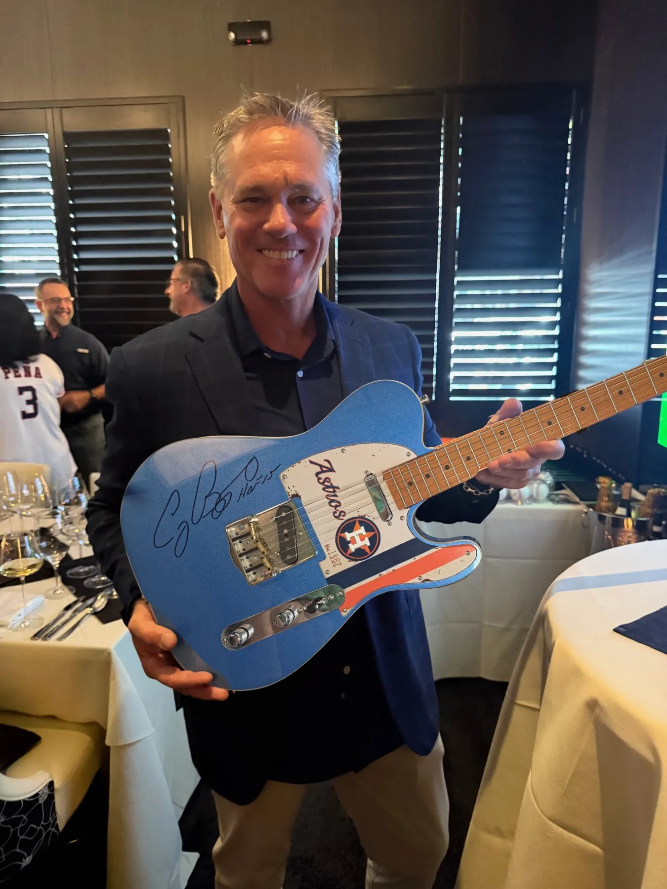 Craig Biggio Houston Astros signed guitar